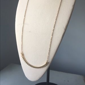 Simple gold necklace