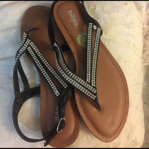 Black rhinestone bilito sandals