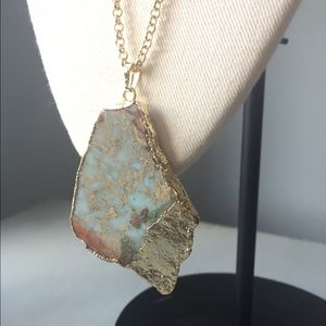 Long stone pendant necklace