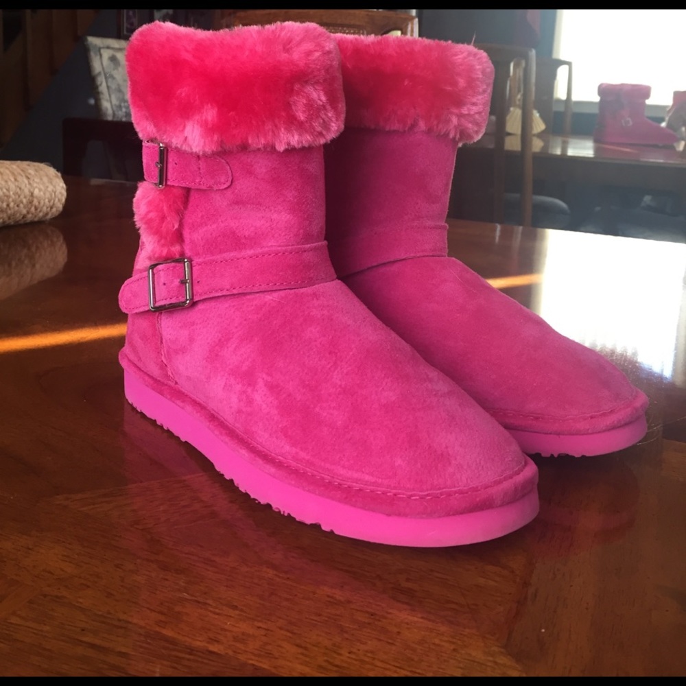 Lamo Suede Water Resistant Boots w/ Faux Fur