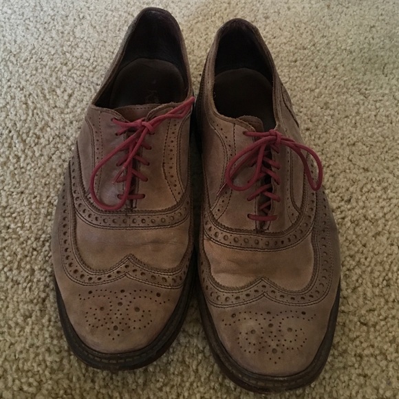 Allen Edmonds Other - Allen EDMUNDS Classic WINGTIP Brown Leather 12 D