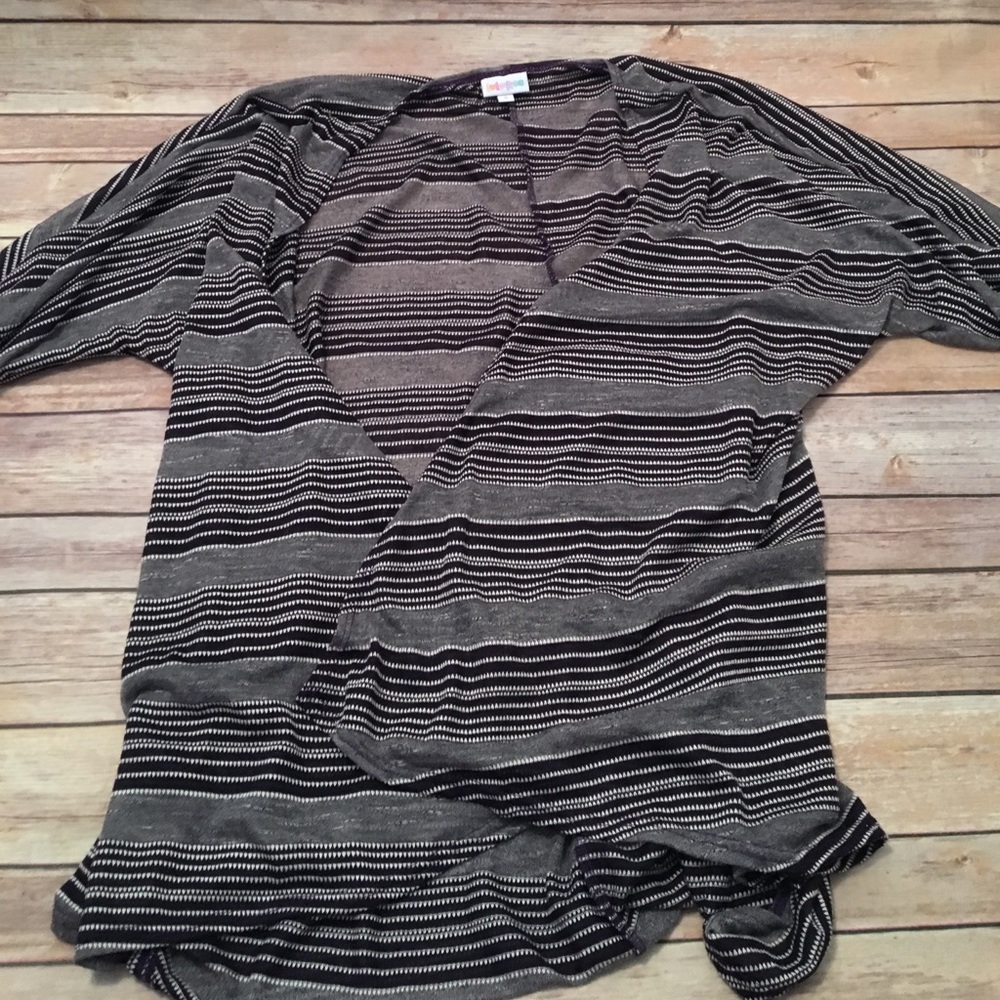 Lularoe kimono