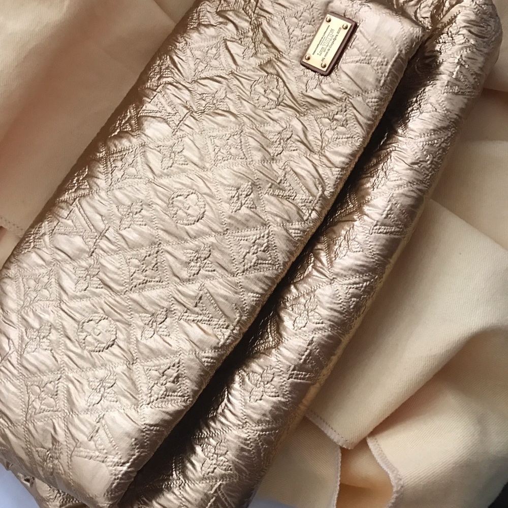 Louis Vuitton limelight clutch GM