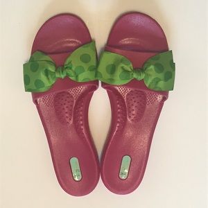 OKABASHI Madison Flamingo Pink Flip Flops Sz 10-11