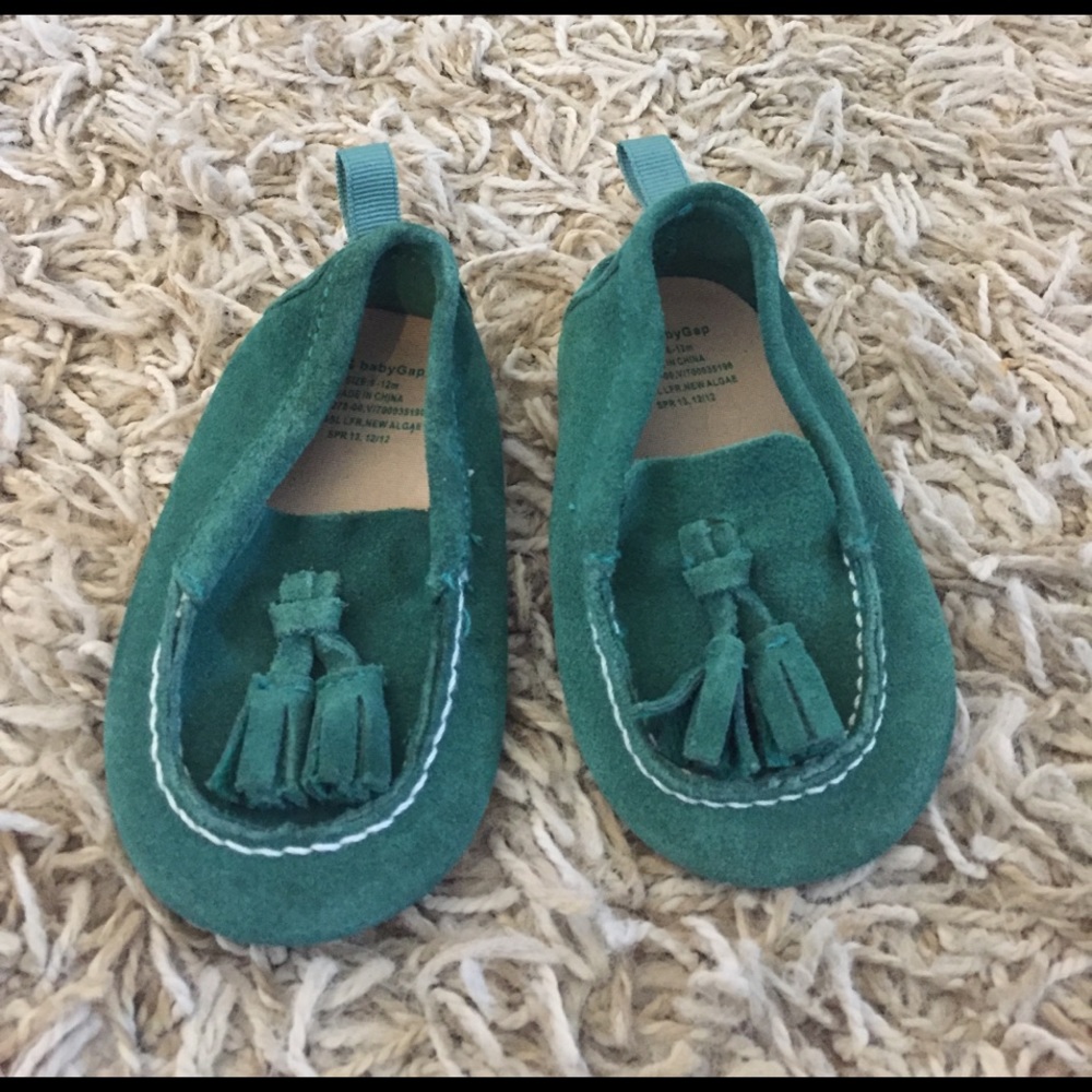 NWOT GAP Loafers