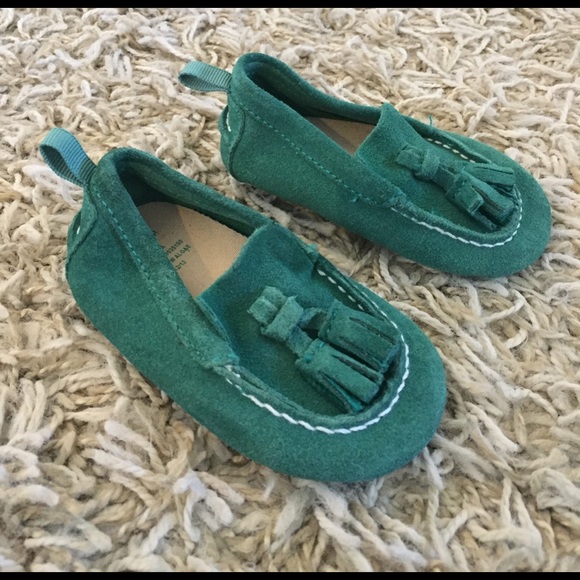 NWOT GAP Loafers - Picture 2 of 3