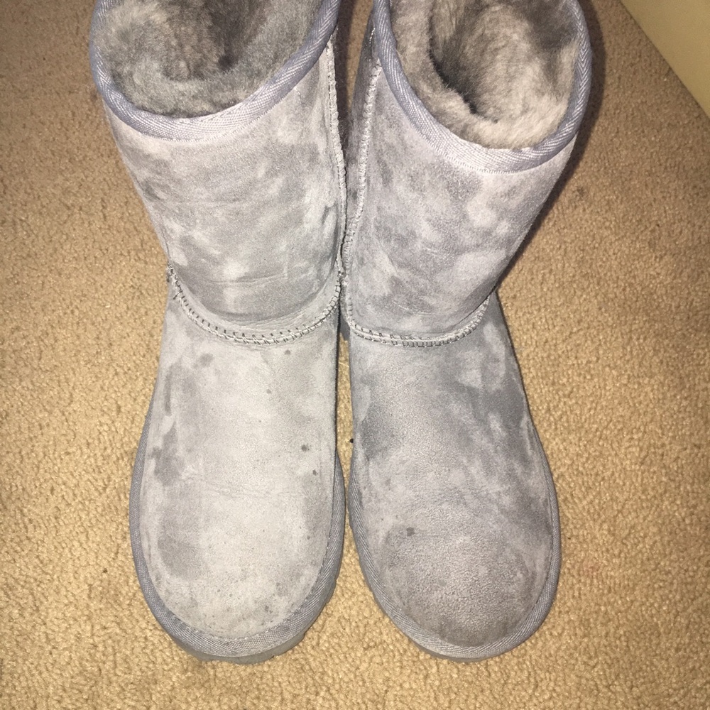 Sold Barely worn UGGs