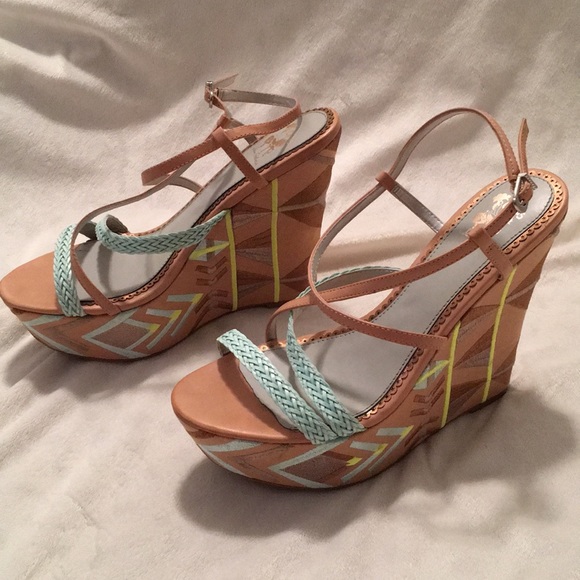 Circus by Sam Edelman Capri Wedge Sandal - Picture 2 of 6