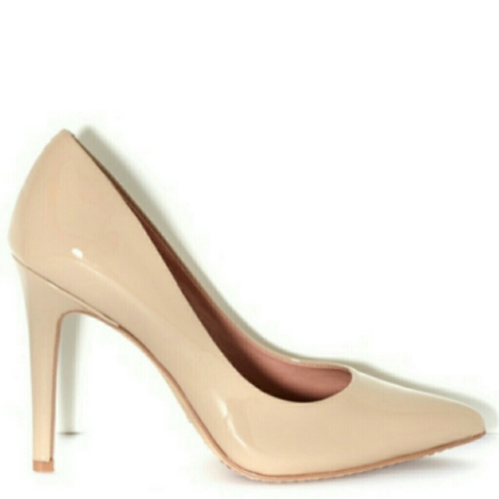 Vince Camuto Kain Pump