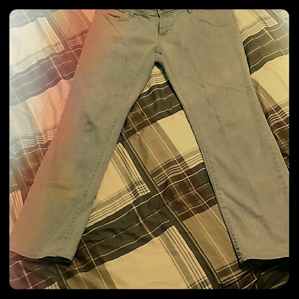 Jeans: Straight-line Relaxed Boyfriend