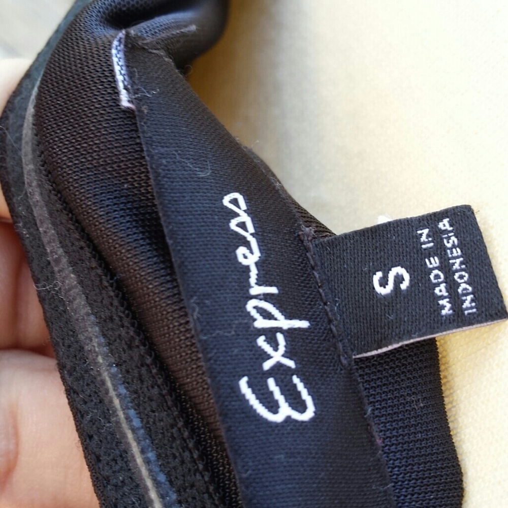 Express black top - Picture 3 of 4