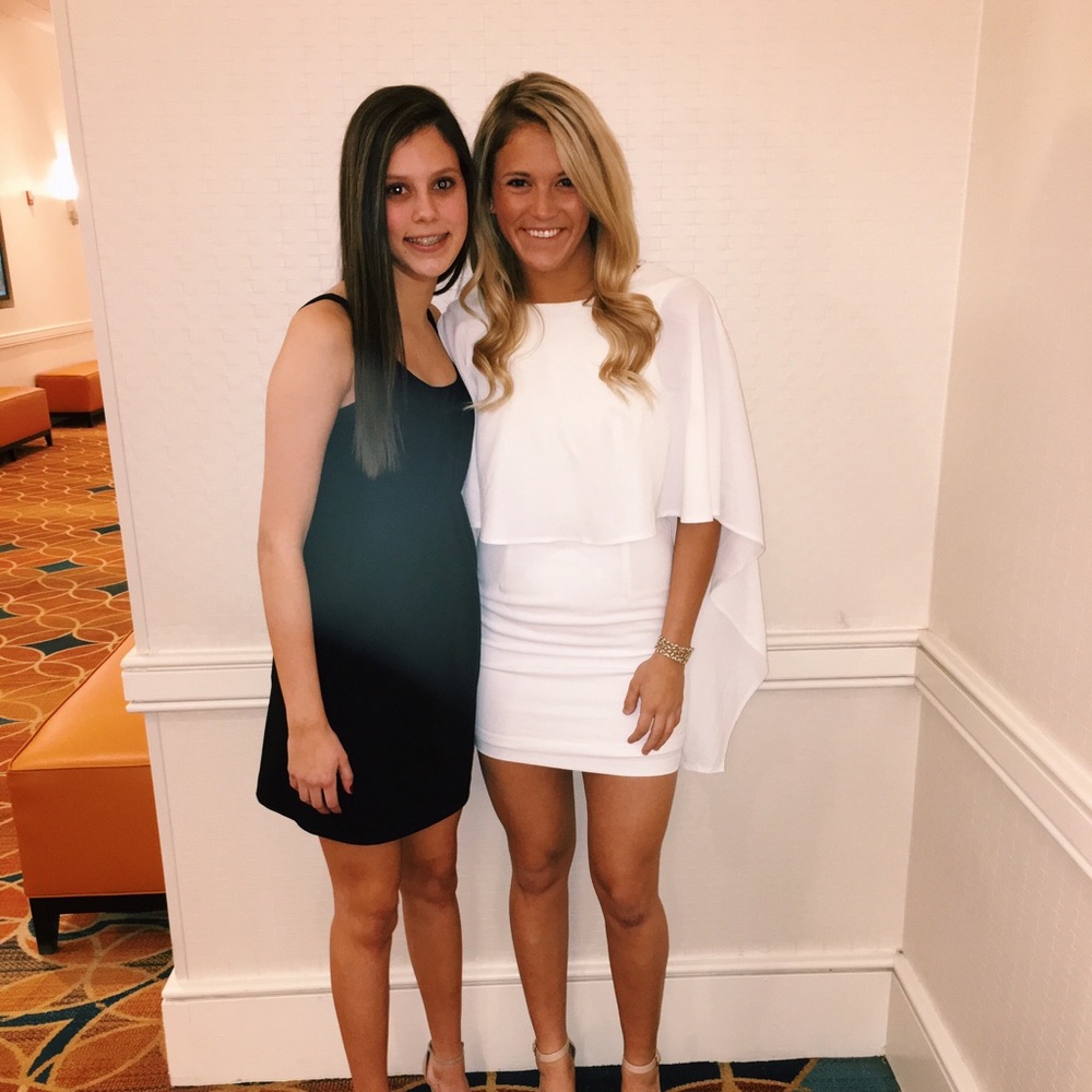 Meet your Posher, Ava