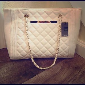 White and gold purse made by Mossimo