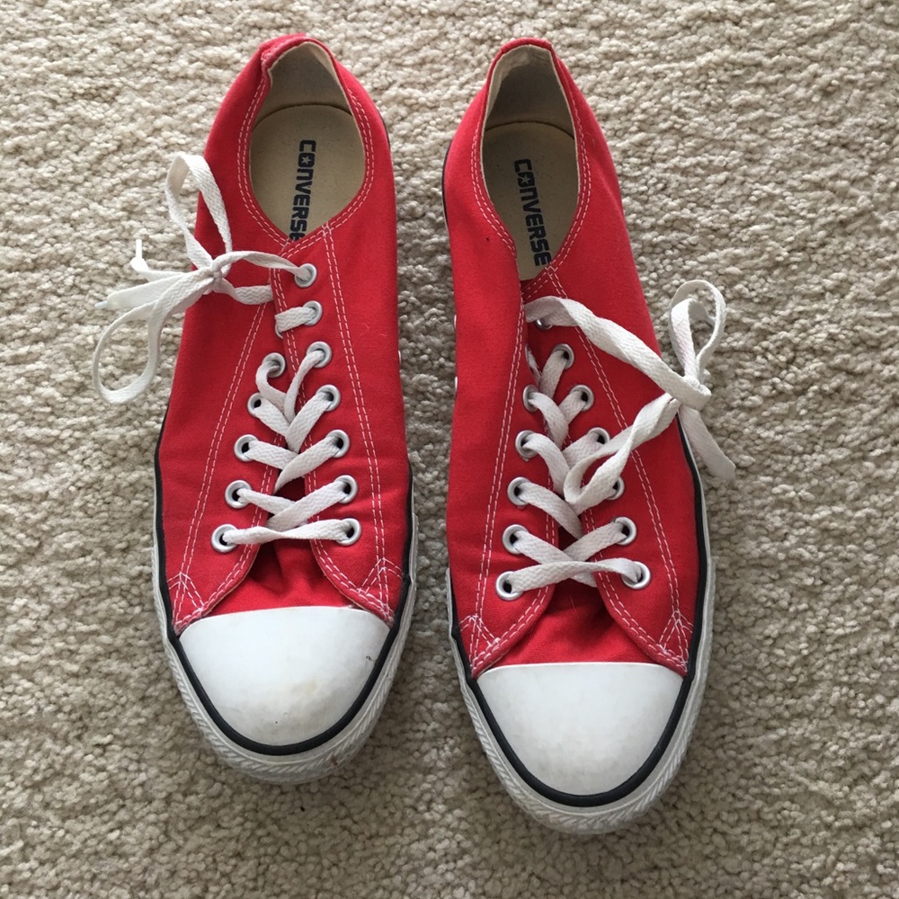 Red converse
