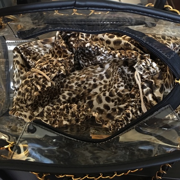 Cute Large Transparent Flap Bag - Picture 3 of 4