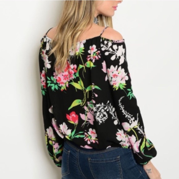 💐Medium Floral Open Shoulder Top - Picture 5 of 5