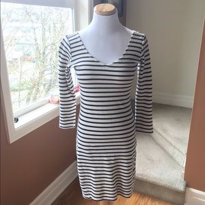 V neck Abercrombie sweater dress