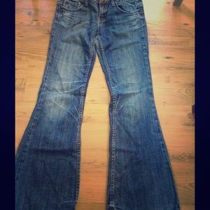 Express extreme flare rerock jeans