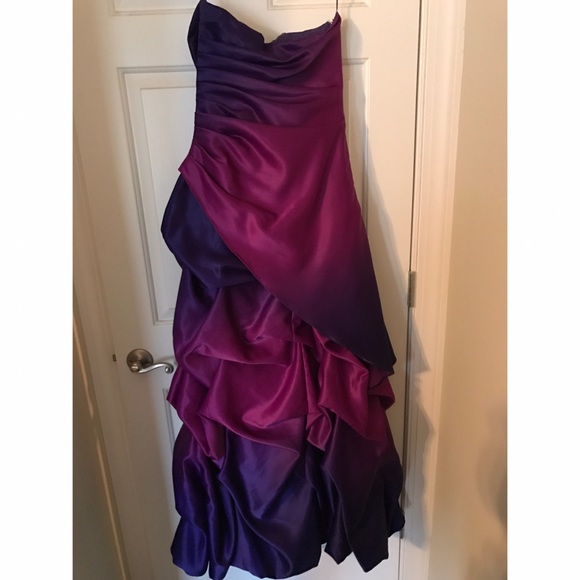 Purple/Fuchsia size 6 prom dress - Picture 2 of 4