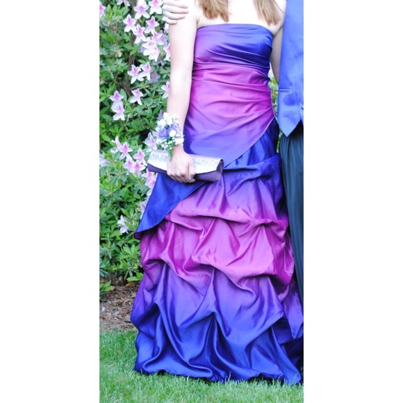 Purple/Fuchsia size 6 prom dress - Picture 3 of 4