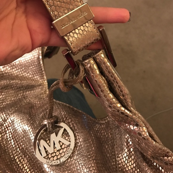 ❌MK bag SOLD❌ - Picture 2 of 5