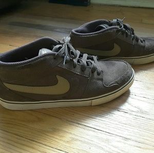 Nike classic mid rises