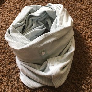Lululemon Vinyasa wrap scarf
