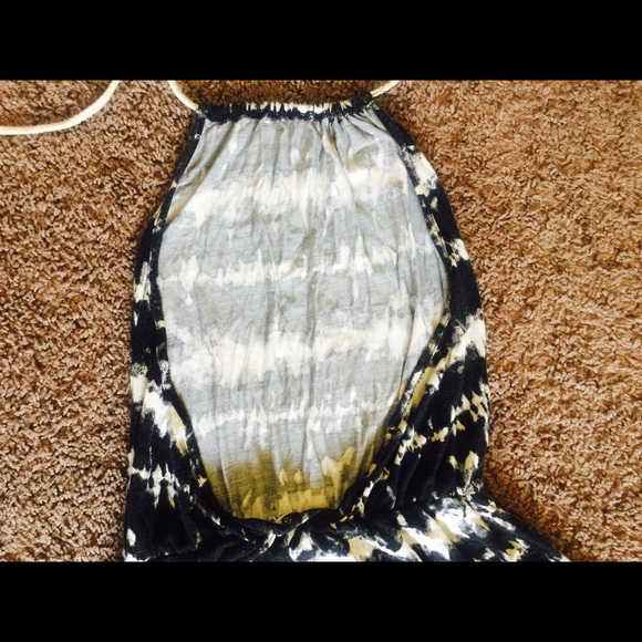 B&W backless tie-dye romper - Picture 5 of 5