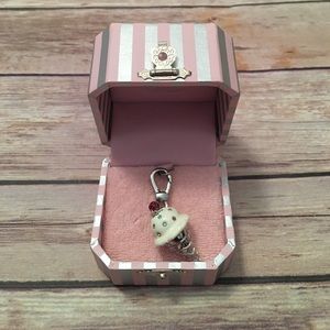 Juicy charm ice cream