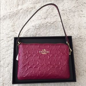 💕 Coach wristlet