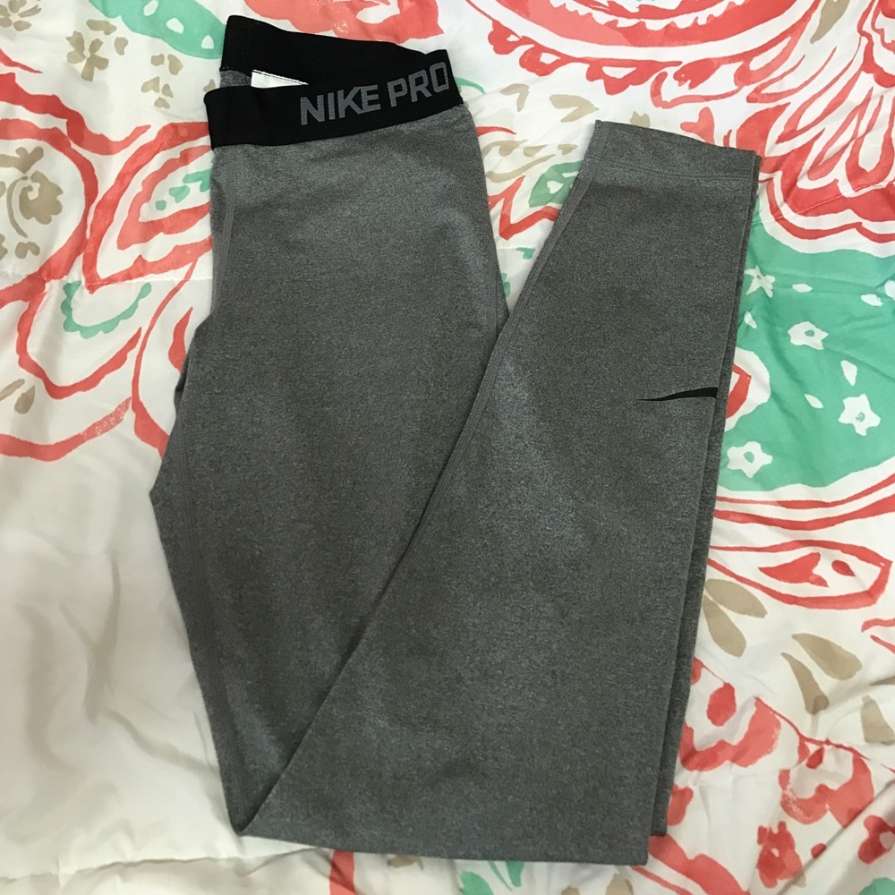 Nike Pro Grey Leggings