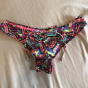 Adjustable scrunch bikini bottom. Victoria secret