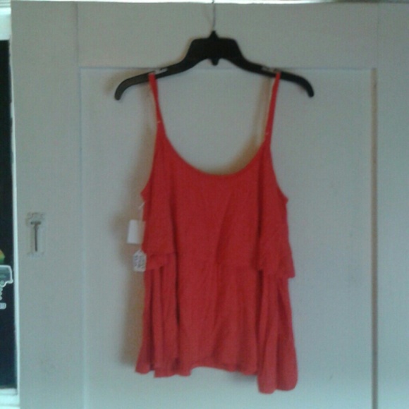 Tops - Picture 2 of 2