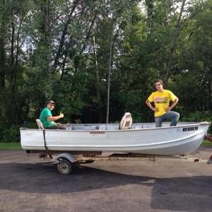 Meet your Posher, Trace