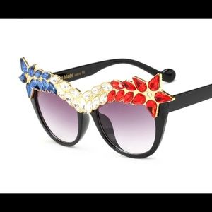 Patriotic Rhinestone framed Sunglasses