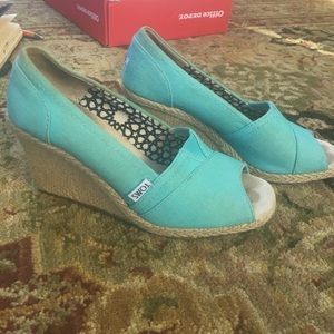 Tom's Turquoise Classic Wedge