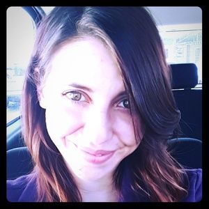 Meet your Posher, Laurel