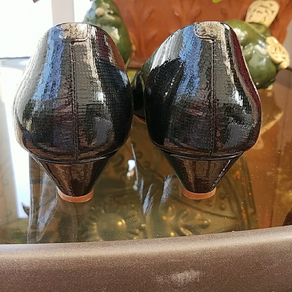 Cole Haan Shoes - Picture 5 of 8