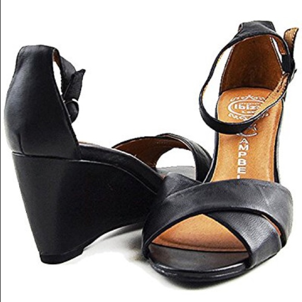 NWOT Jeffrey Campbell Trudeau Wedges