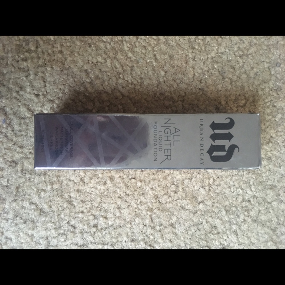 Urban Decay Allnighter Foundation