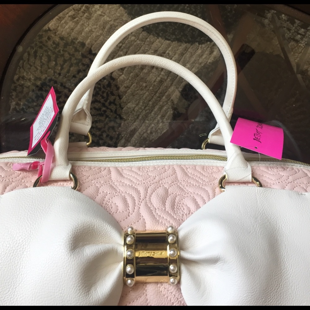 πΈSALEπΈNEW! BETSEY JOHNSON BLUSH WEEKENDER - Picture 5 of 6