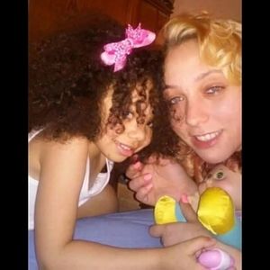 Meet your Posher, Danielle