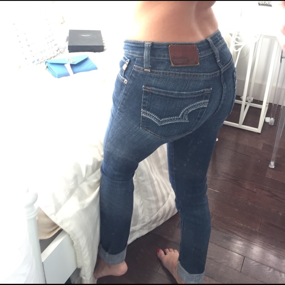 The perfect Mid Rise Skinny Jeans by Big Star