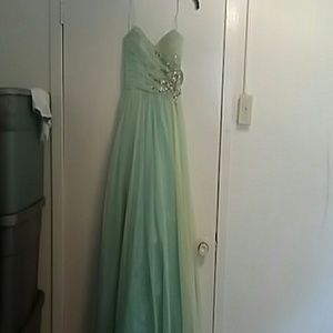 Prom dress