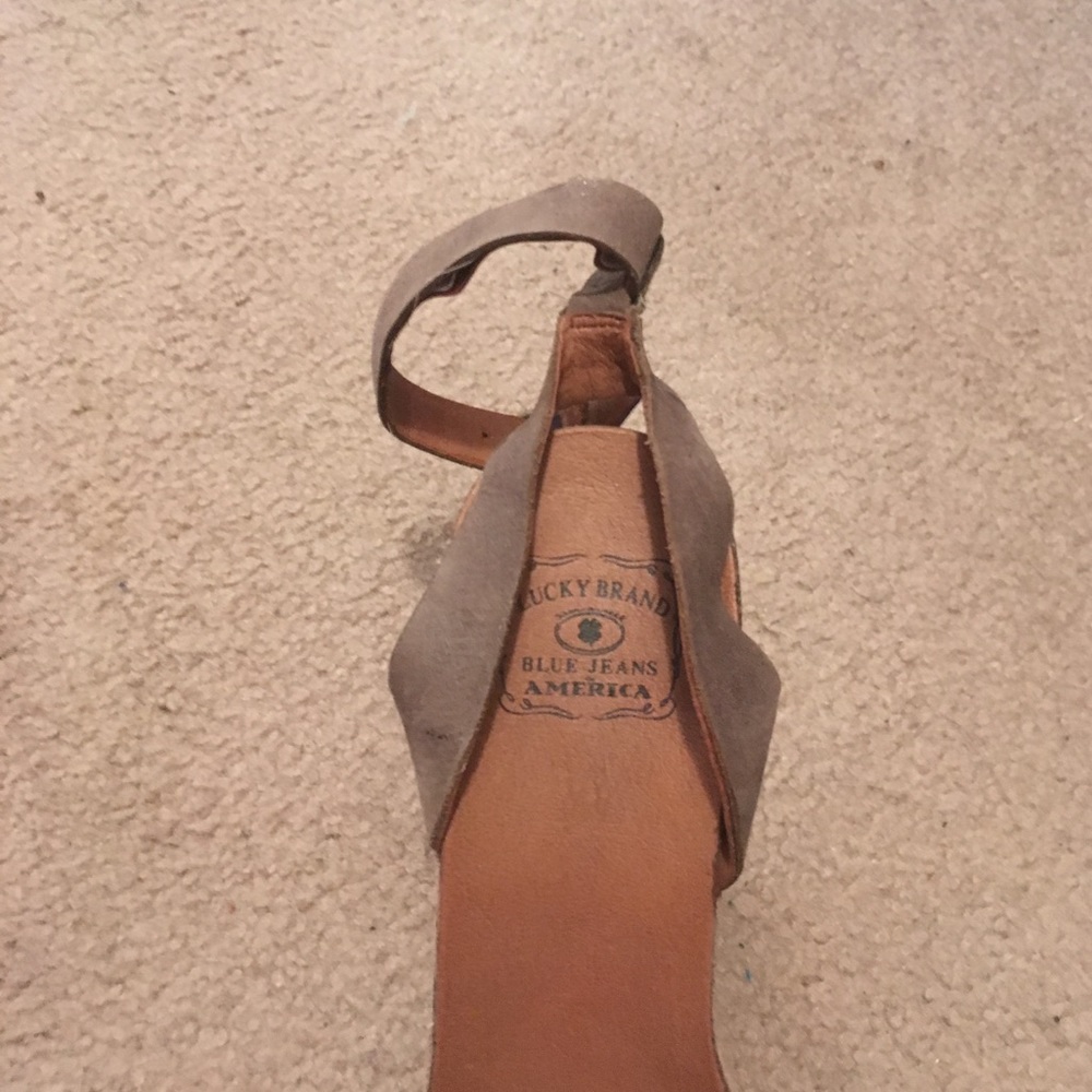 🍀final price drop🍀Lucky Brand Leather Wedges - Picture 2 of 4