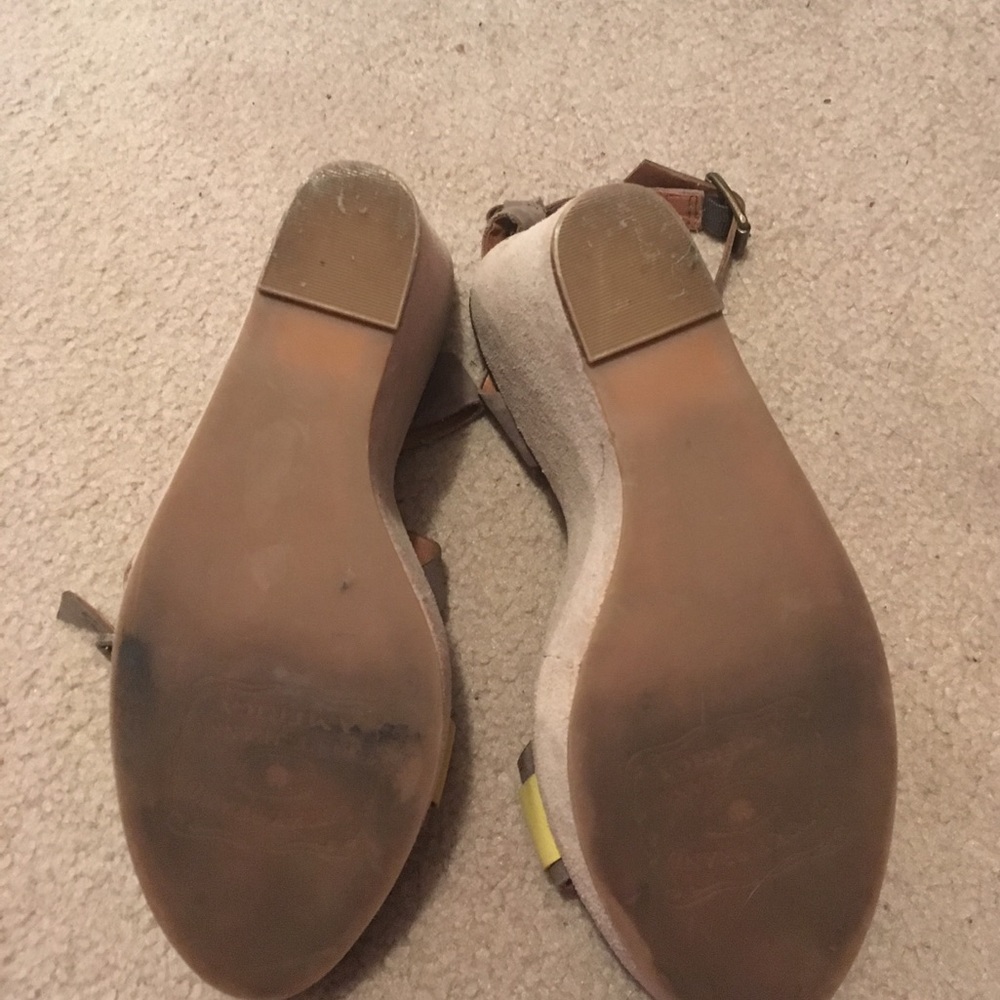 🍀final price drop🍀Lucky Brand Leather Wedges - Picture 3 of 4