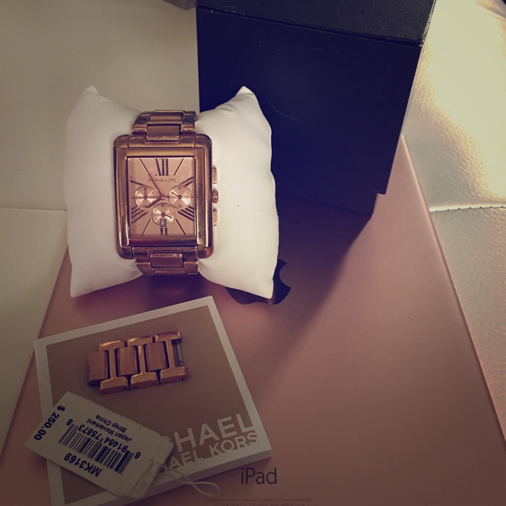 Michael Kors Rose Gold Watch