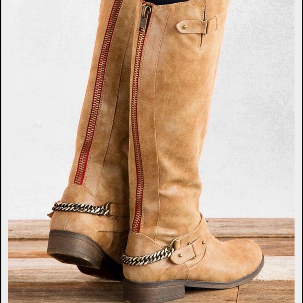 Madden Girl Caanyon Boots