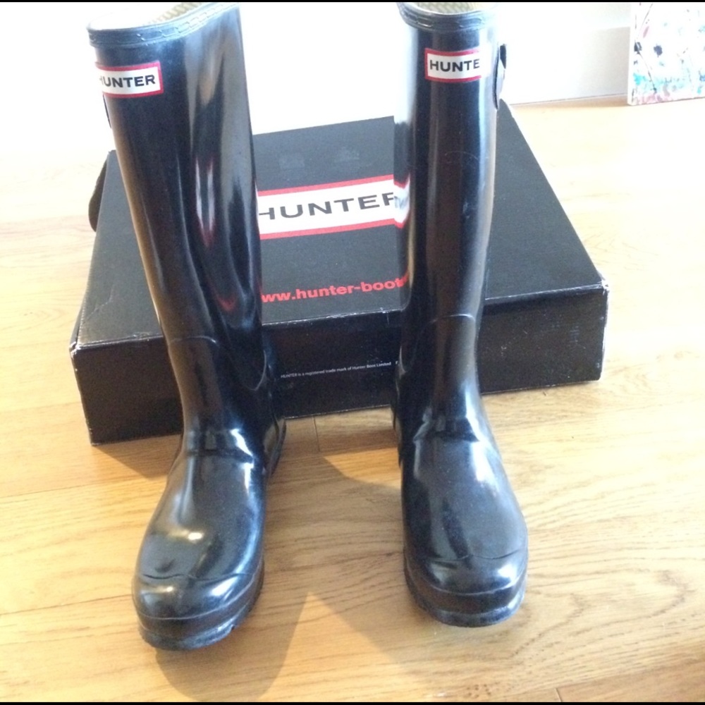 Black Hunter Wellingtons rain/snow boots!