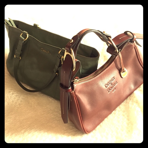 Coach Handbags - Green Leather Authentic Coach Bag